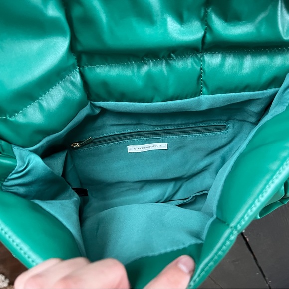 Anthropologie Kelly Green Faux Leather Quilted Pillow Purse Crossbody - Picture 11 of 16